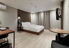 อื่นๆ 6 Suwon Yeongtong Just Sleep Hotel