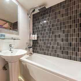 Bulgwang Hotel Maru 1, Hotel Dobong Library