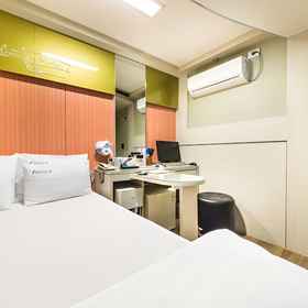 Suyu Moon 1, Hotel Dobong Hiking Support Center