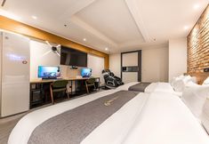 Others 3 Ansan Studio 9
