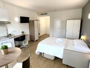 其他 4 Fully Furnished Studio - City Center Belval