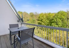 其他 7 Elegant 1BR Apt: Balcony, Pool, Central Location