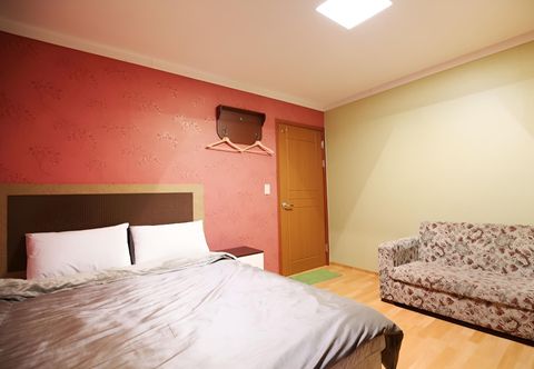 Others Danyang Ondal Motel