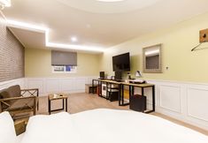 Others 3 Uijeongbu GRU