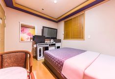 อื่นๆ 6 Suyu Ritz