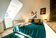 其他 5 Beautiful 1BR Apt w View Historic Town