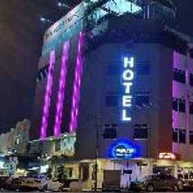 Riverview Hotel 1, Hotel Maharani Bus Station