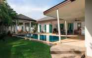 Khác 5 CasaBay Luxury Pool Villas
