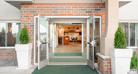 Exterior 2 Holiday Inn MINNEAPOLIS NW-ELK RIVER, an IHG Hotel