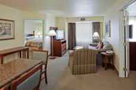 Ruang Umum Staybridge Suites SACRAMENTO AIRPORT NATOMAS, an IHG Hotel