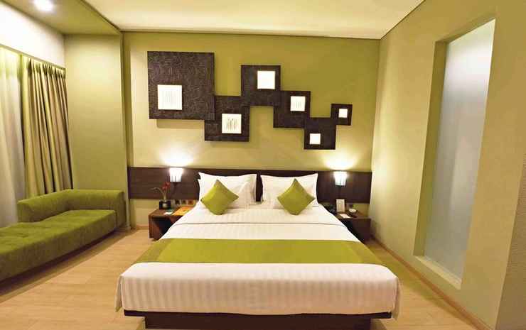 Holiday Inn CIKARANG JABABEKA Bekasi - 1 King Standard Pool View 