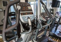 Fitness Center 5 Holiday Inn CHARLESTON HISTORIC DOWNTOWN, an IHG Hotel