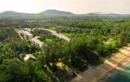 Tempat Tarikan Berdekatan 4 Holiday Inn Resort PHUKET MAI KHAO BEACH RESORT