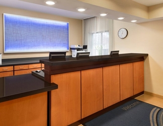 Lobi 2 Fairfield Inn & Suites by Marriott Minneapolis Bloomington/Mall of America