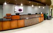 Lobi 3 Courtyard by Marriott Reading Wyomissing