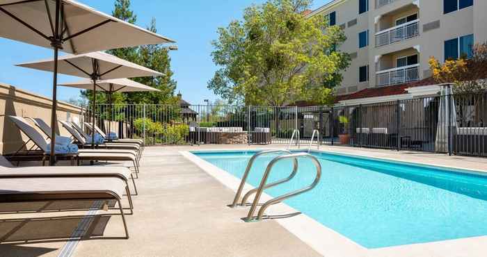 Swimming Pool Courtyard by Marriott Novato Marin/Sonoma