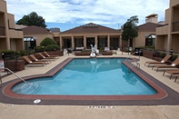 Swimming Pool Courtyard by Marriott Atlanta Northlake