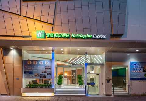 Exterior Holiday Inn Express HONG KONG SOHO, an IHG Hotel