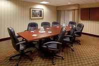 Functional Hall Holiday Inn Express & Suites LEXINGTON-HWY 378, an IHG Hotel