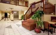 Lobby 3 Holiday Inn Express & Suites LEXINGTON-HWY 378, an IHG Hotel