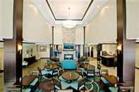 บาร์ คาเฟ่ และเลานจ์ Staybridge Suites CATHEDRAL CITY - PALM SPRINGS, an IHG Hotel