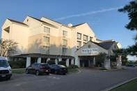 Exterior Independent (SPHC) KINGS INN & SUITES MASON, an IHG Hotel