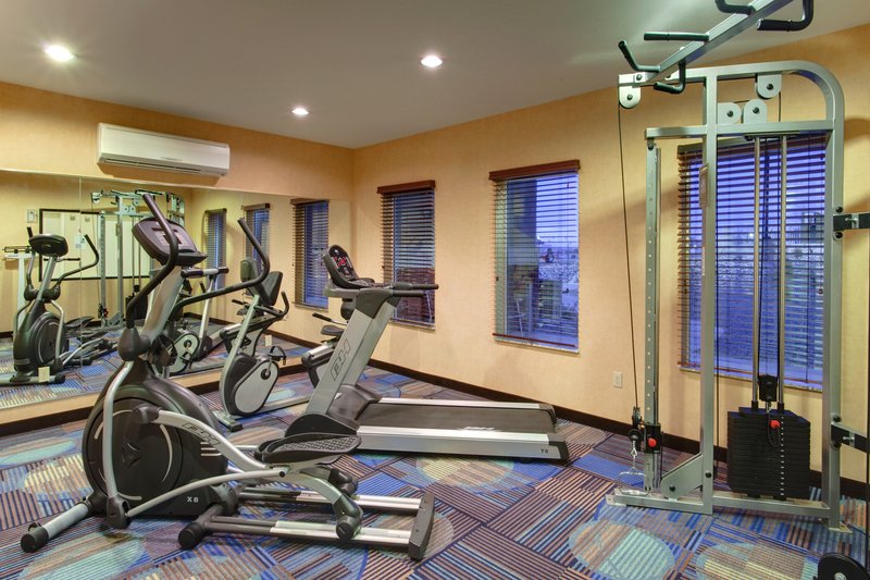 Fitness Center 2 Holiday Inn Express & Suites ALBUQUERQUE AIRPORT, an IHG Hotel
