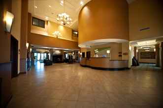 Lobby 4 Holiday Inn & Suites BENTONVILLE - ROGERS, an IHG Hotel