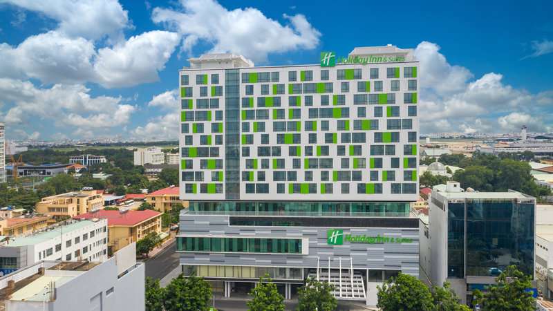 Holiday Inn & Suites Saigon Airport - Khách sạn gần sân bay Tân Sơn Nhất