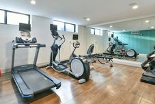 健身中心 Holiday Inn Express STATEN ISLAND WEST, an IHG Hotel