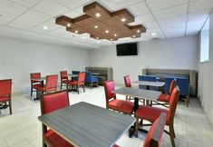 餐廳 7 Holiday Inn Express STATEN ISLAND WEST, an IHG Hotel