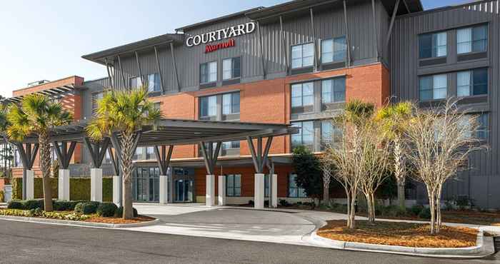 Exterior Courtyard by Marriott Charleston Summerville