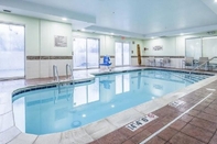 Swimming Pool Independent (SPHC) KINGS INN & SUITES MASON, an IHG Hotel