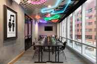 ห้องประชุม Moxy Boston Downtown