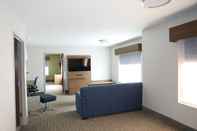 Common Space Holiday Inn Express & Suites ALBUQUERQUE AIRPORT, an IHG Hotel