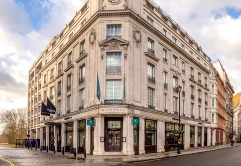 Lain-lain The Trafalgar St James London  Curio Collection by Hilton