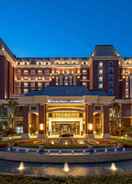 Exterior DoubleTree by Hilton Qingdao Oriental Movie Metropolis