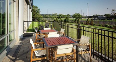 기타 2 Hampton Inn and Suites Teaneck Glenpointe