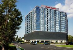 기타 4 Hampton Inn and Suites Teaneck Glenpointe