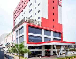 Bangunan 2 ibis Pontianak City Center