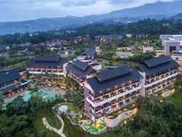 Pullman Ciawi Vimala Hills Resort Spa & Convention, Rp 2.631.750