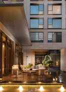 Exterior Joyze Hotel Xiamen  Curio Collection by Hilton
