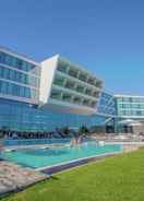 Pool Hilton Pilar