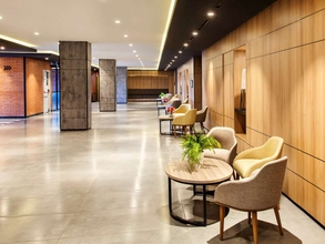 Lobby 4 ibis Styles Bekasi Jatibening