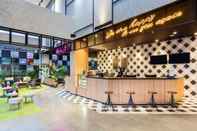 บาร์ คาเฟ่ และเลานจ์ ibis Styles Bekasi Jatibening