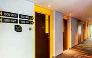 Lobby 5 ibis Styles Bekasi Jatibening