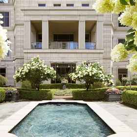 Pool 1 ウォルドーフ アストリア アトランタ バックヘッド, 紙と科学技術研究所 ホテル