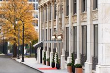 อื่นๆ The Candler Hotel Atlanta Curio Collection by Hilton