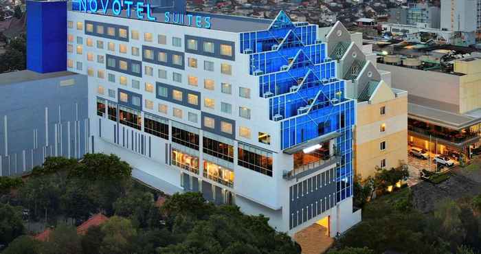 Bên ngoài Novotel Suites Yogyakarta Malioboro