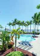 Pool Hampton Inn Key West FL